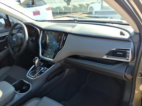 Used 2025 Subaru Outback Onyx Edition XT image 16