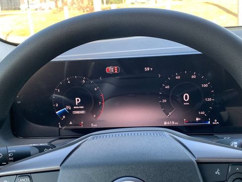 New 2026 Nissan Sentra SV w/ SV Convenience Package FWD image 7