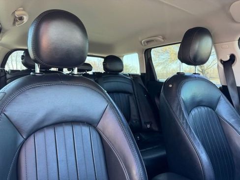 Used 2017 MINI Cooper Clubman S image 37