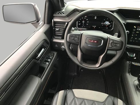 New 2026 GMC Sierra 1500 AT4 w/ AT4 Premium Package AWD/4WD image 35