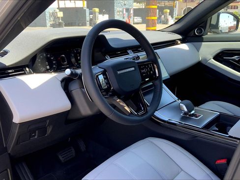 New 2026 Land Rover Range Rover Evoque S image 9