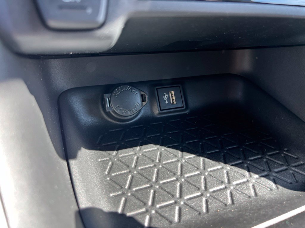 Used 2023 Toyota RAV4 AWD Hybrid image 33