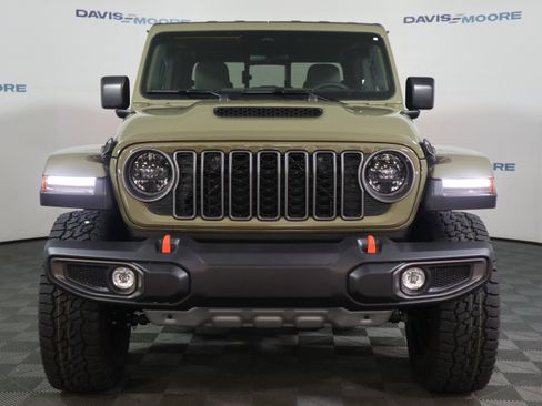 New 2026 Jeep Gladiator Mojave w/ Safety Group AWD/4WD image 13