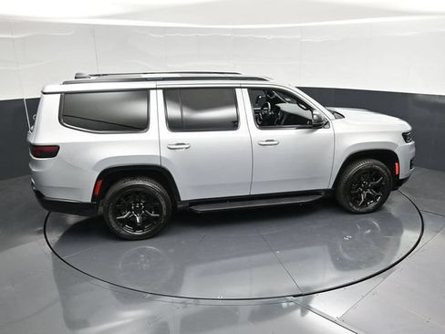 Certified 2024 Jeep Wagoneer Series II AWD/4WD image 49