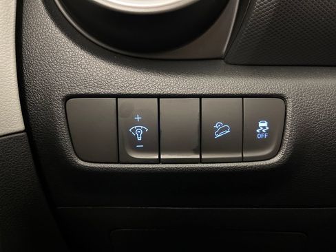 Certified 2023 Hyundai Kona SEL AWD/4WD image 30