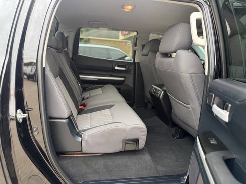 Used 2015 Toyota Tundra SR5 w/ SR5 Upgrade Package image 14