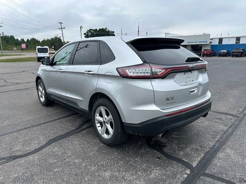 Used 2017 Ford Edge SE AWD/4WD image 3