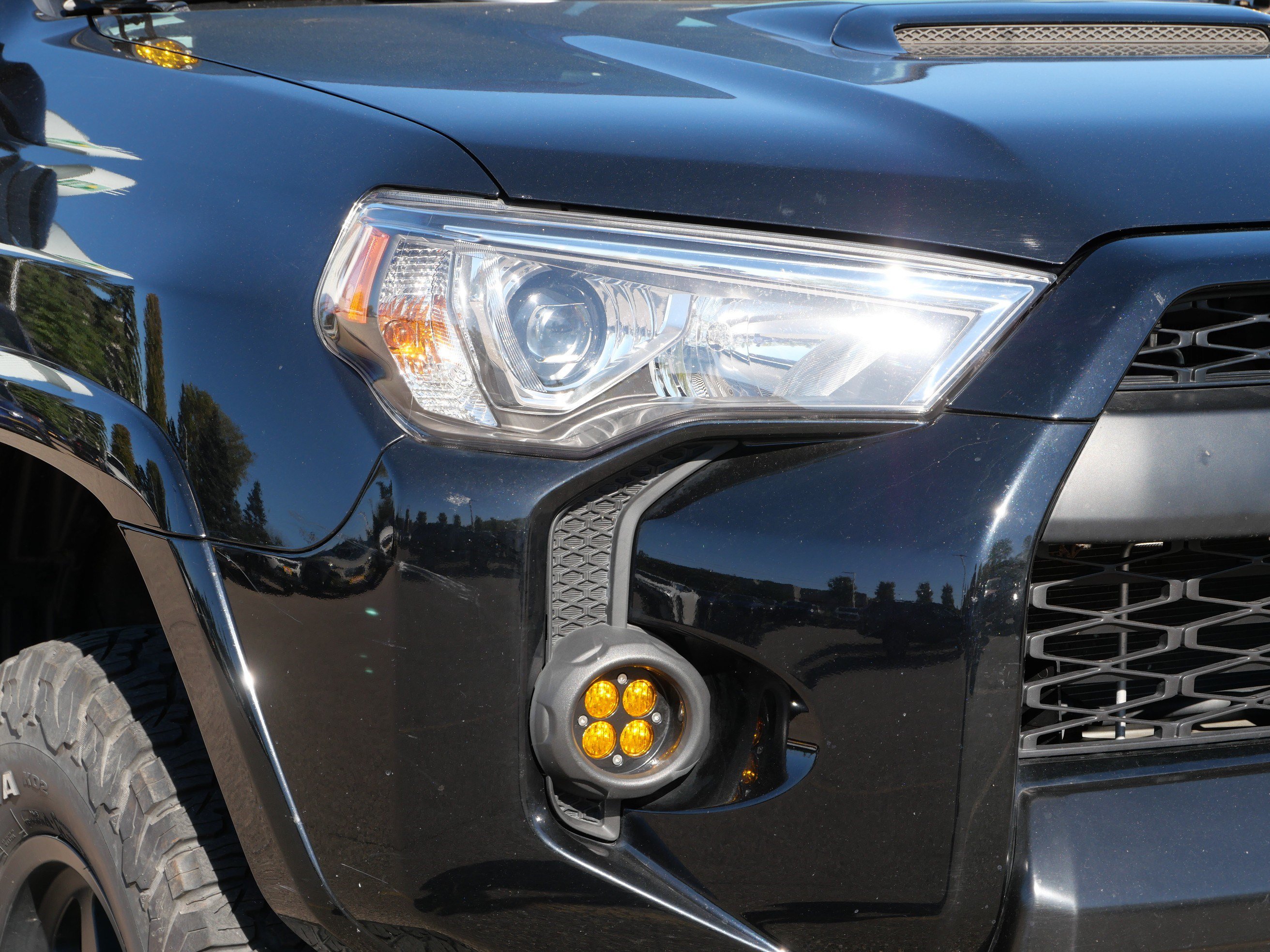 Used 2022 Toyota 4Runner TRD Off-Road Premium AWD/4WD image 16