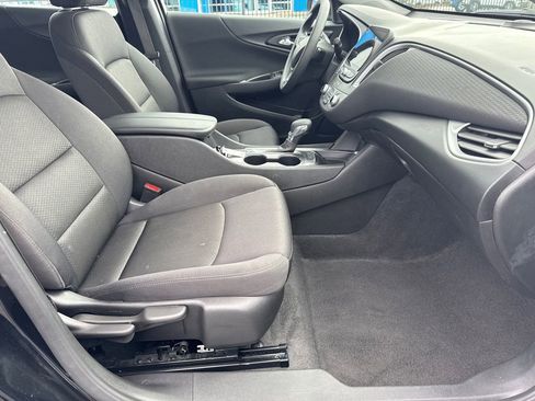 Used 2024 Chevrolet Malibu LT image 14