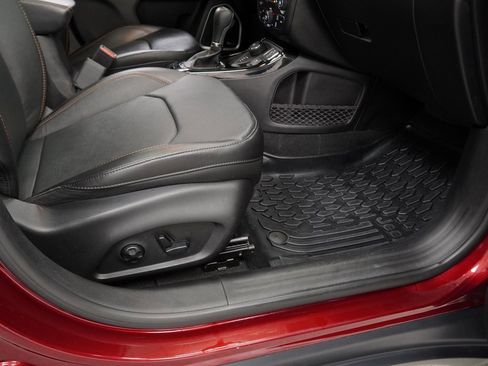 Certified 2021 Jeep Compass Limited w/ Sun and Sound Group image 52