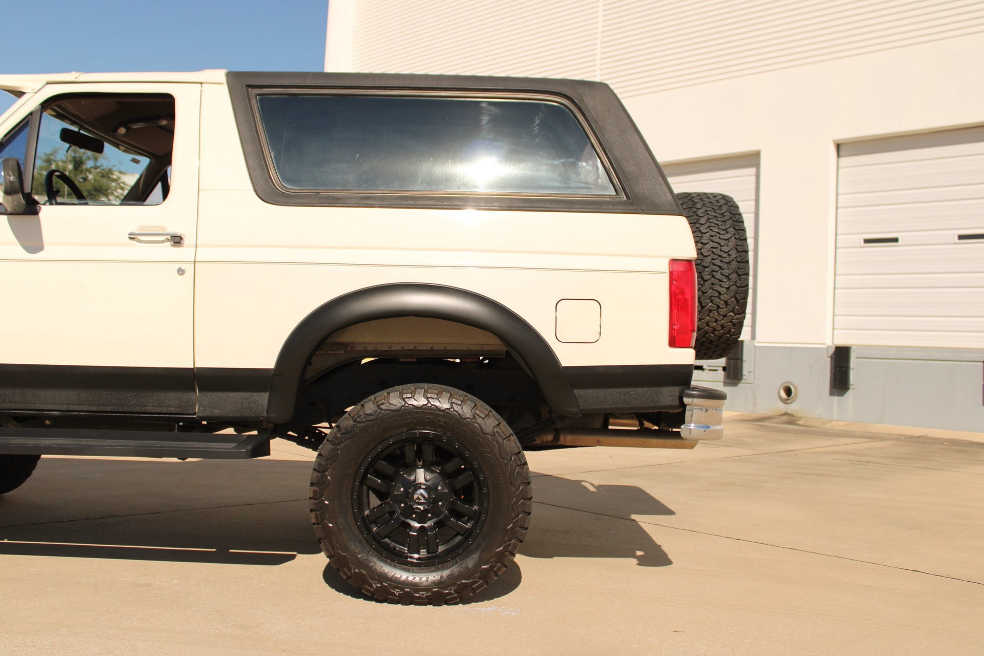 Used 1995 Ford Bronco Eddie Bauer AWD/4WD image 29