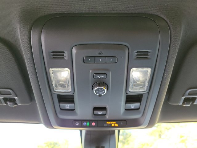 Used 2021 Chevrolet Tahoe RST RWD image 34