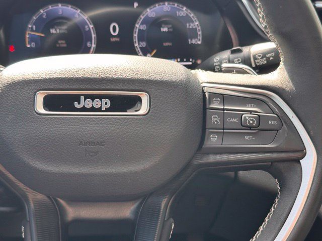 Used 2023 Jeep Grand Cherokee L Altitude AWD/4WD image 24