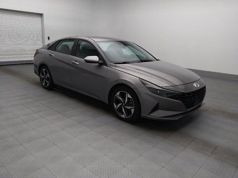 Used 2023 Hyundai Elantra SEL w/ Convenience Package FWD image 11
