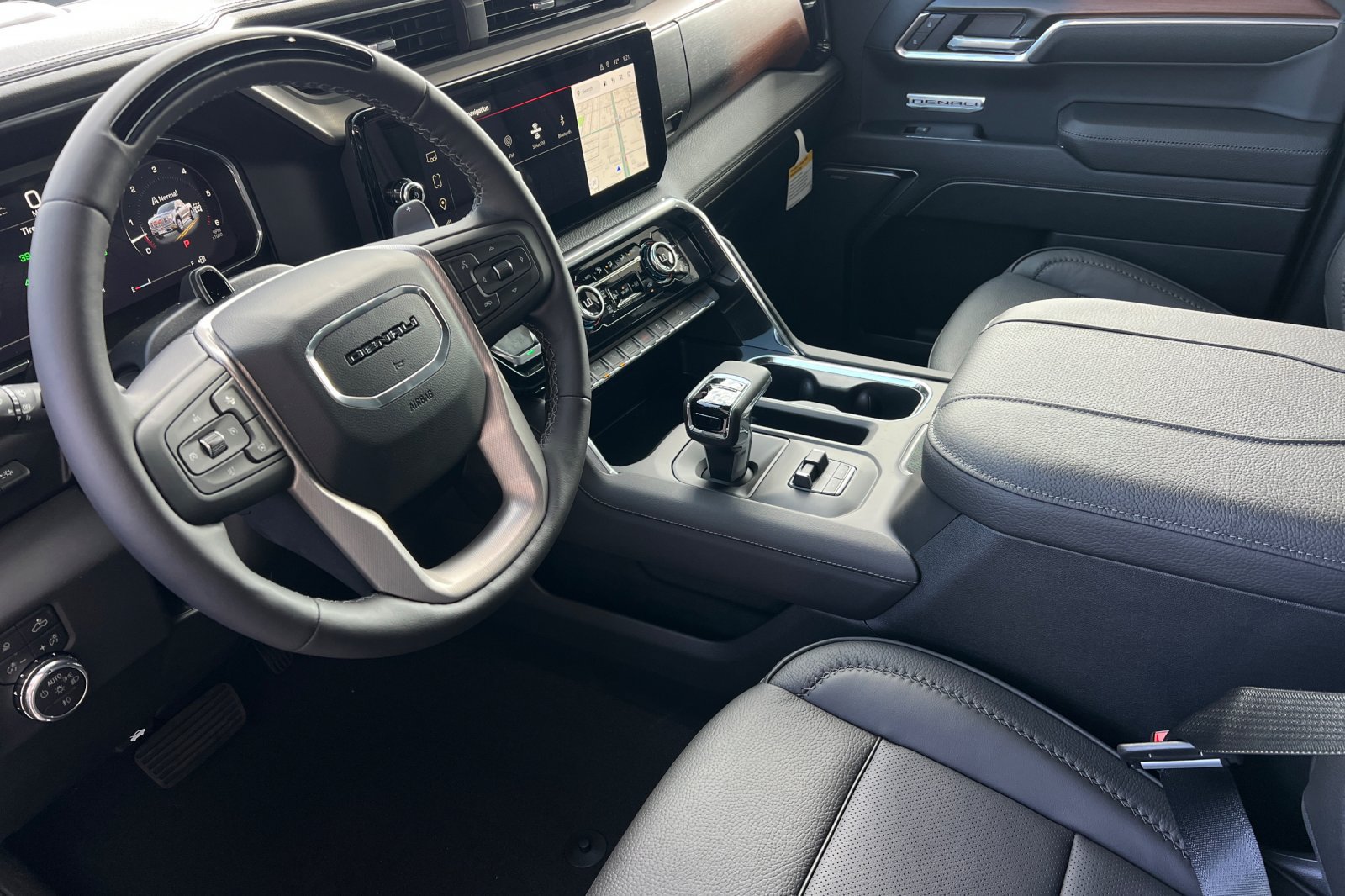 New 2026 GMC Sierra 1500 Denali w/ Technology Package AWD/4WD image 8