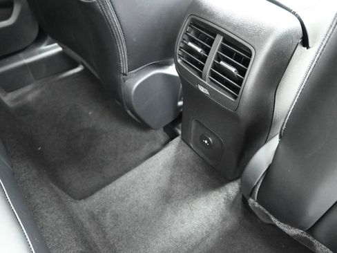 New 2025 Ford Escape SE image 19