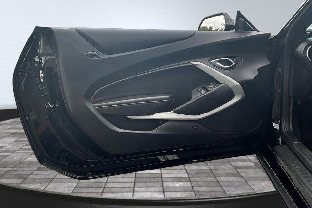 Used 2021 Chevrolet Camaro LT RWD image 18
