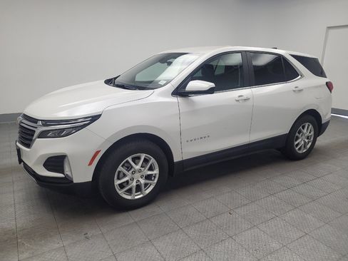 Used 2024 Chevrolet Equinox LT AWD/4WD image 2