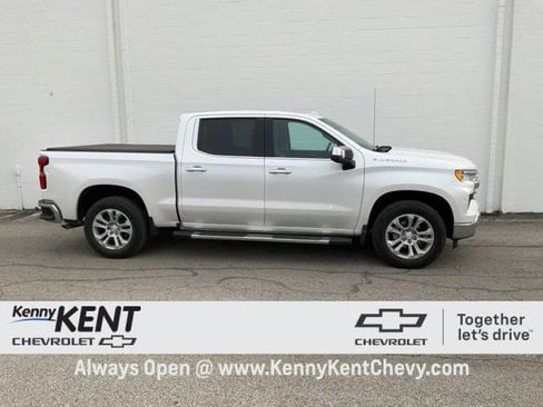 Certified 2022 Chevrolet Silverado 1500 LTZ w/ Technology Package image 3