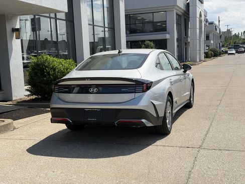 New 2026 Hyundai Sonata SE FWD image 5