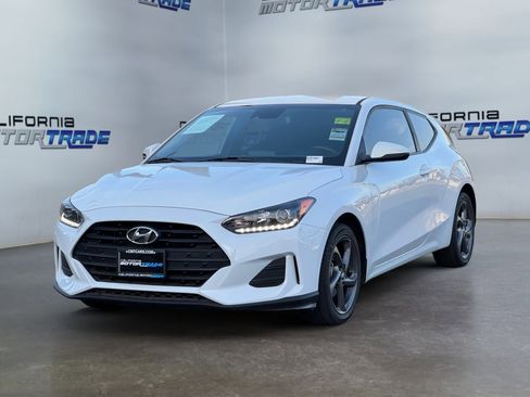 Used 2019 Hyundai Veloster 2.0 image 9
