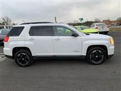 Used 2017 GMC Terrain SLE w/ Nightfall Package image 3