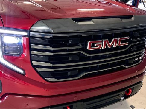 Used 2023 GMC Sierra 1500 AT4 w/ AT4 Premium Package image 29