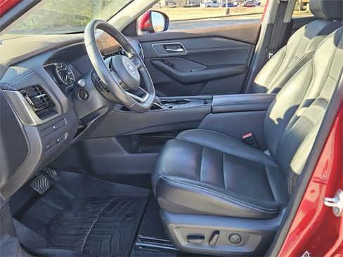 Used 2021 Nissan Rogue SL w/ Premium Package image 5