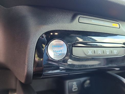 Certified 2024 Ford Escape ST-Line w/ Tech Pack #1 image 30