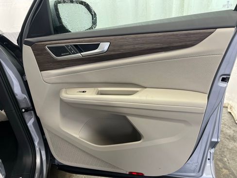 New 2026 Volkswagen Atlas SEL Premium R-Line image 11