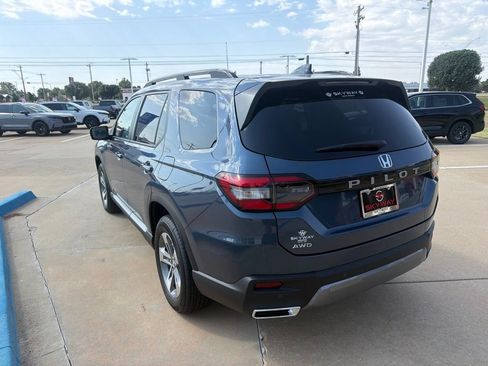 New 2026 Honda Pilot EX-L image 8