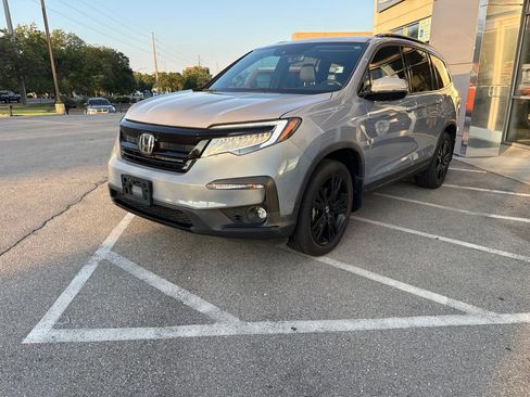 Used 2022 Honda Pilot Black Edition image 3