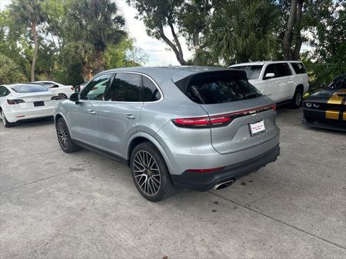 Used 2020 Porsche Cayenne image 8