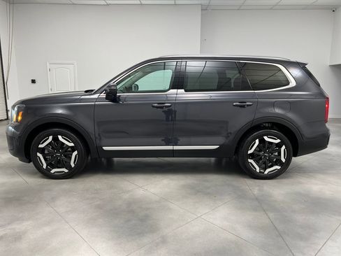 Used 2025 Kia Telluride S image 4