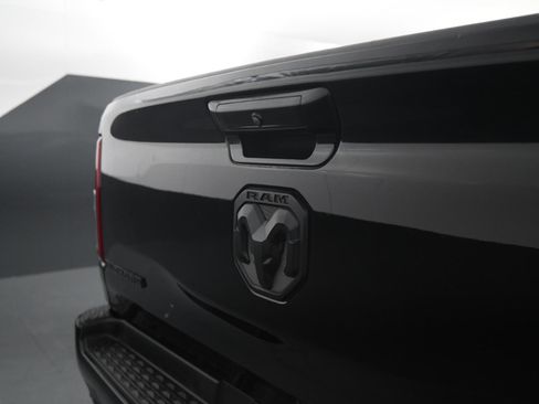 Used 2021 RAM 1500 Big Horn image 15