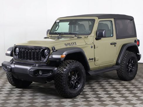 Used 2025 Jeep Wrangler Sport AWD/4WD image 6