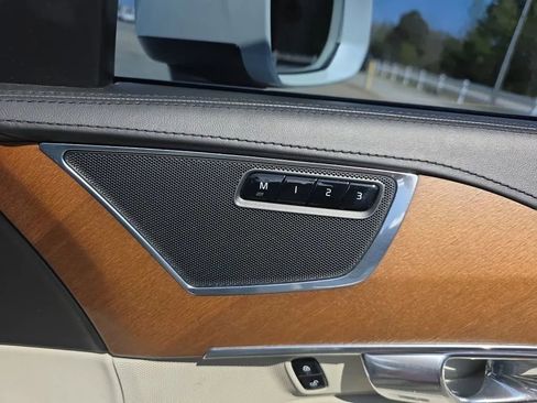 Used 2016 Volvo XC90 T6 Inscription w/ Vision Package image 54