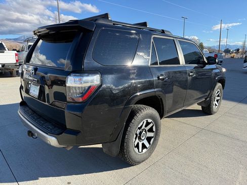 Used 2019 Toyota 4Runner TRD Off Road 4x4 4dr SUV image 3