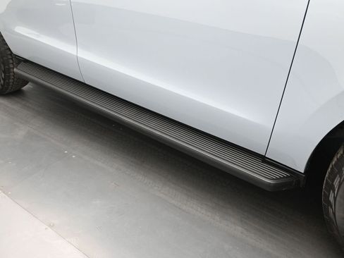 Used 2025 Ford Expedition Active image 27