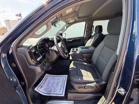 Used 2023 Chevrolet Silverado 1500 LT AWD/4WD image 10