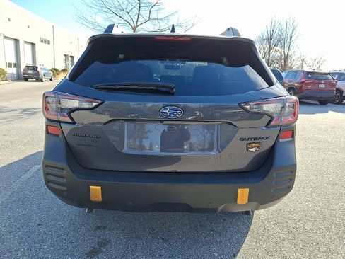 Used 2022 Subaru Outback Wilderness image 5