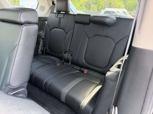 Used 2023 Honda Pilot Touring image 23