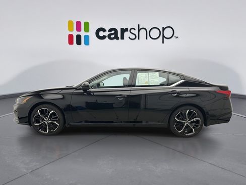 Used 2025 Nissan Altima 2.5 SR w/ SR Premium Package FWD image 2
