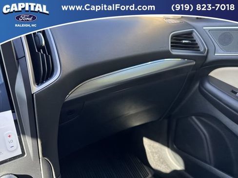 Certified 2022 Ford Edge SEL w/ Convenience Package image 26