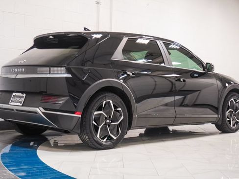 Used 2023 Hyundai Ioniq 5 SE RWD image 29