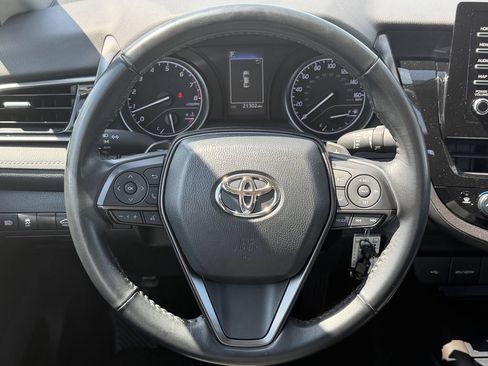 Used 2024 Toyota Camry SE FWD image 15