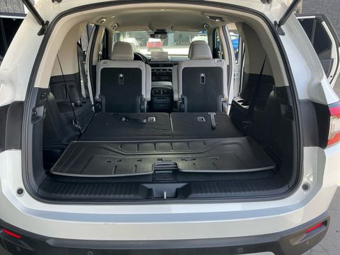 Used 2024 Honda Pilot EX-L image 23