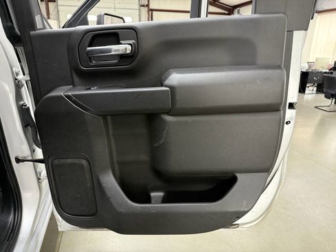 Used 2022 Chevrolet Silverado 3500 LT w/ Convenience Package AWD/4WD image 14