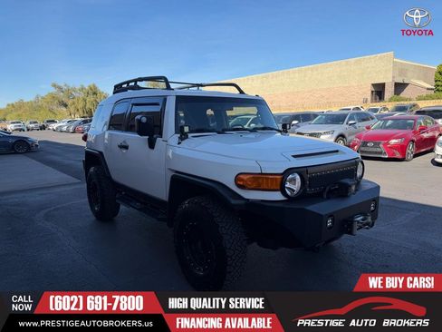 Used 2012 Toyota FJ Cruiser 4WD w/ TRD Sport Pkg image 40