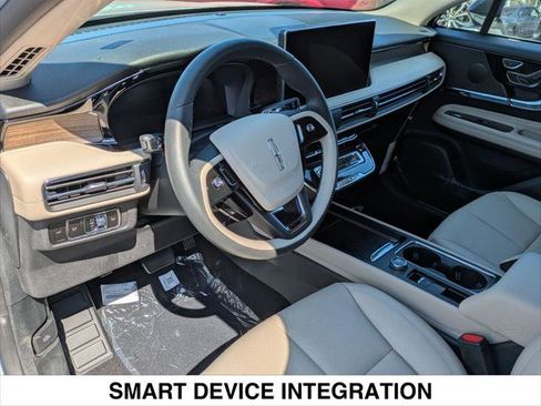 New 2025 Lincoln Corsair Reserve image 7